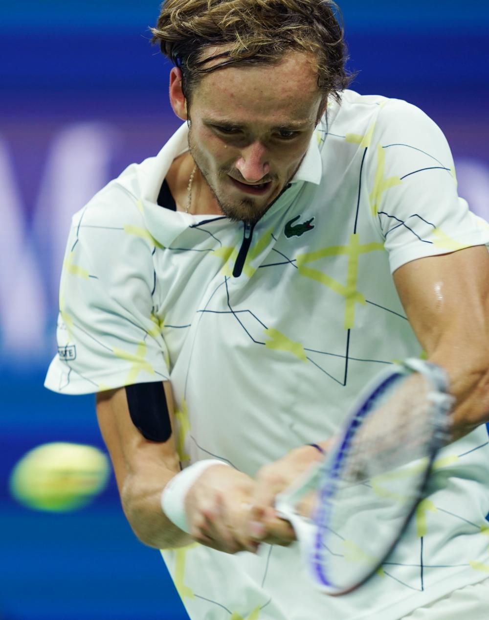 员上演了让 员上演了让