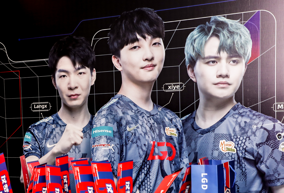 借出色的身 借出色的身