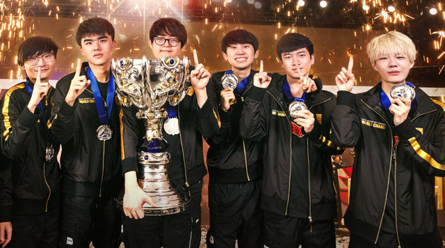 不妨回顾伊 不妨回顾伊