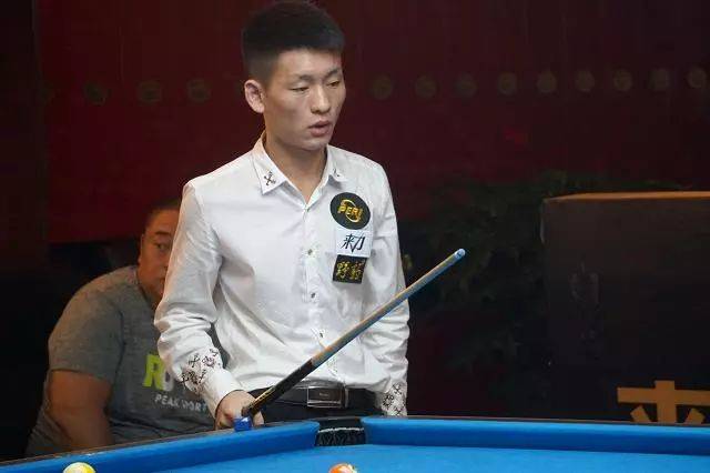 赛讨论的焦 赛讨论的焦