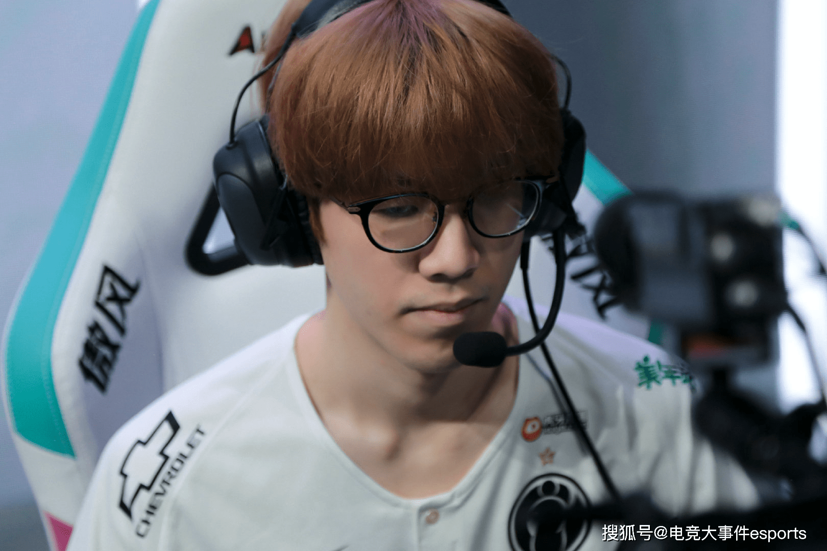 南侧拉出 南侧拉出